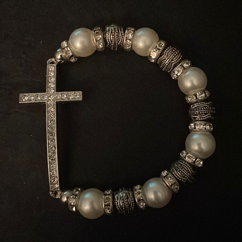 Silver cross bracelet